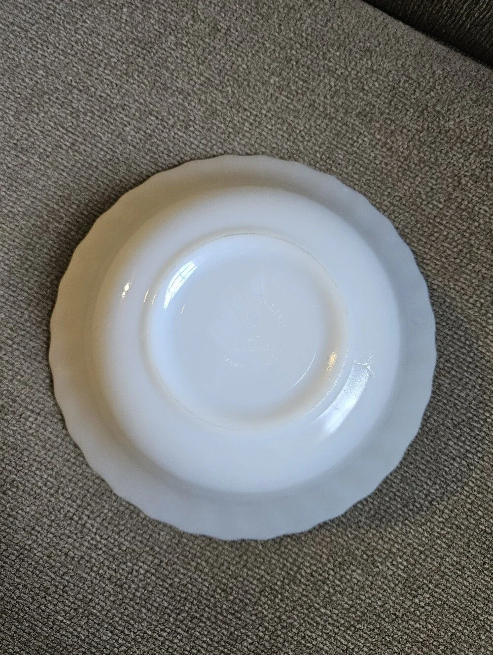 Vintage Anchor Hocking White Milk Glass Bowl Swirl Pattern